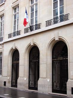 batiment sciences po entrée