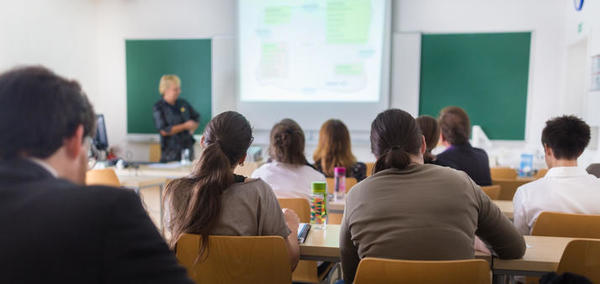 Etudiants dans une salle